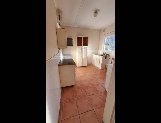 2 bed property to rent in OCEAN VIEW